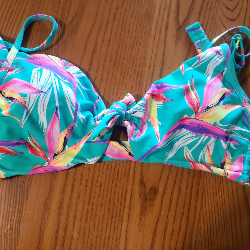Tropical print bikini top size L